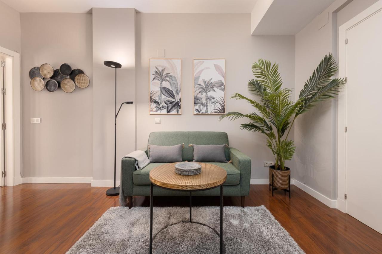 C31 Deluxe Apartment Into Cathedral Square Malaga Ngoại thất bức ảnh