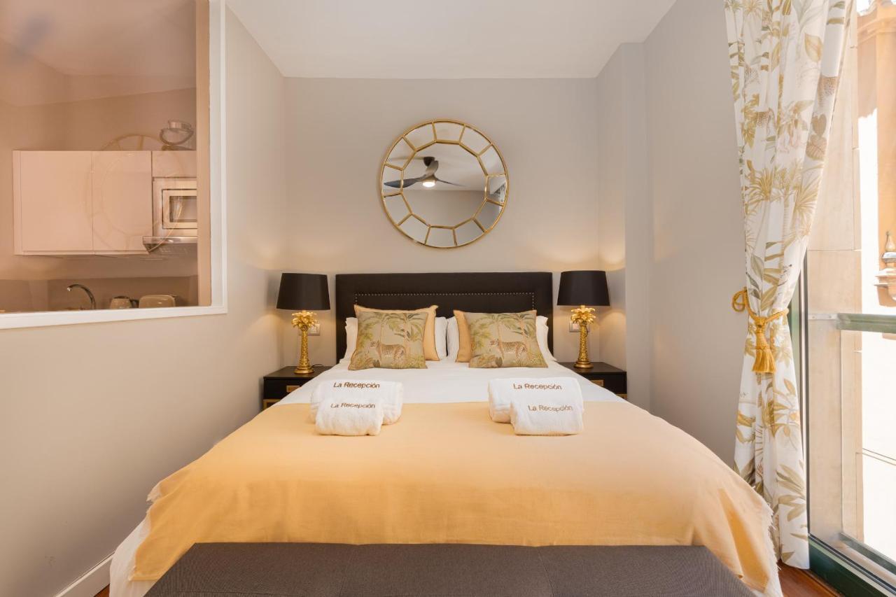 C31 Deluxe Apartment Into Cathedral Square Malaga Ngoại thất bức ảnh