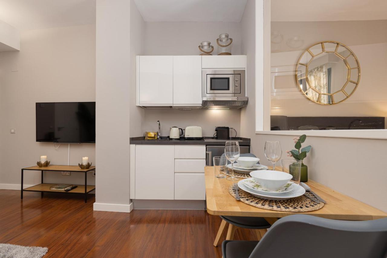 C31 Deluxe Apartment Into Cathedral Square Malaga Ngoại thất bức ảnh